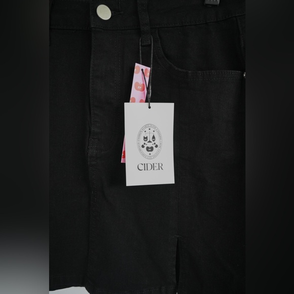 Cider Denim Skirt NWT - Picture 8 of 8